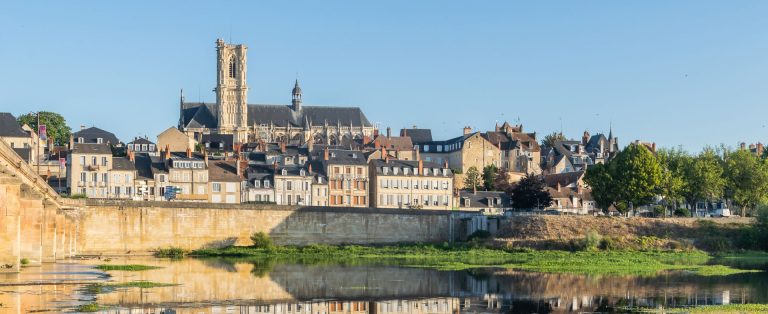 garde meubles caille nevers