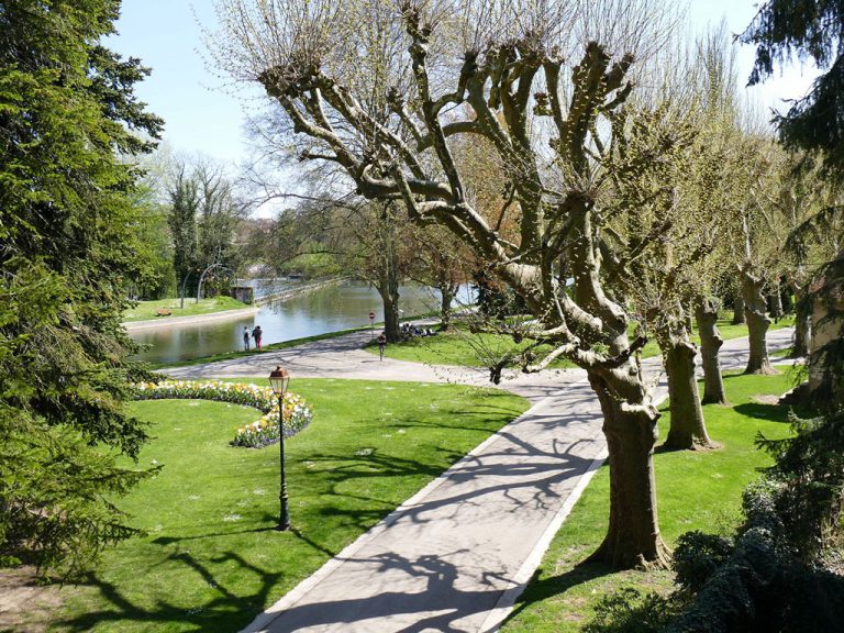societe garde meubles auxerre
