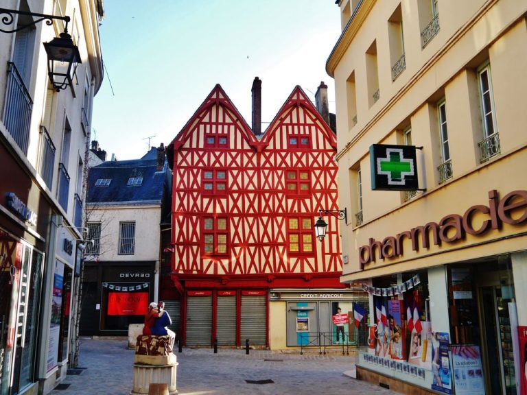 garde meubles ville auxerre