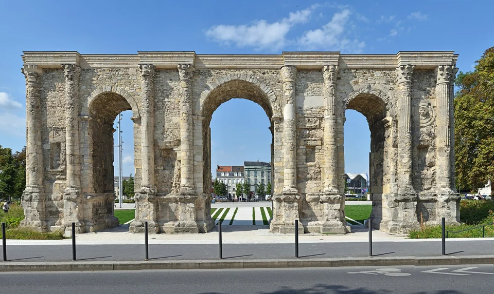 La porte de Mars à Reims.